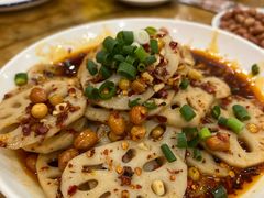 -文记小四川水煮鱼(虹桥路店)