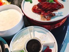 精品烤鸭-悦江(梅奔中心店)