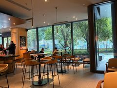 -星巴克(上海虹桥新天地二店)