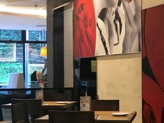 -必胜客(WOW中心城店)