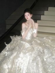 -南京宝娜嫁衣婚纱礼服馆(中央路店)