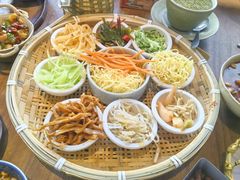 -包整·丝娃娃(一览甲秀楼风景店)