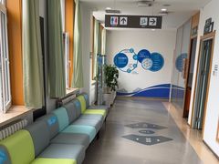 -大连何氏眼科医院