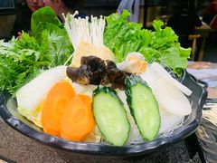 -呷哺呷哺(新世界百货望京店)