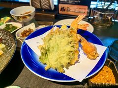 -铭牛烧肉·和牛海鲜自助(高新月牙湖店)