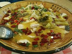 -鲁班小馆(政四街店)