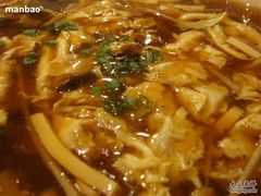 酸辣汤蛋花特写-老浒记烤鸭-北京菜(琉璃厂店)