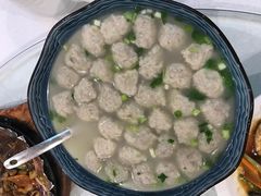 小船鱼丸汤-小船渔村•大连菜•大连焖鱼(明泽街店)