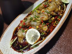 -曼听小寨海鲜烧烤·大连辣炒大王(盖州街店)