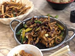 -江城燕子大排档(江汉路步行街店)