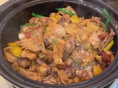 栗子鸡煲-芳村榕树头叹佬鸡煲(体育西店)