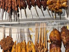 -三个大叔烤羊肉串·炭炉砂锅菜(西三旗店)