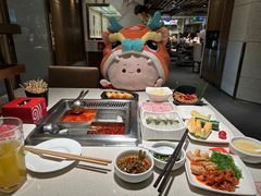 -海底捞火锅鲜切牛肉主题店(长寿路店)