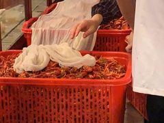 -阿胖龙虾小海鲜(宁国南路总店)