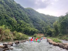 -浮盖山峡谷漂流