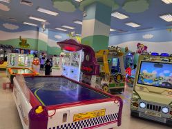 -莫莉幻想儿童乐园(深圳东湖永旺店)