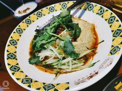 -楼兰新疆主题餐厅(坂田佳华领汇广场店)