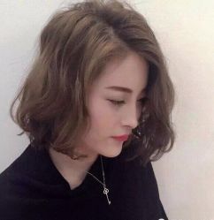 点击看大图 -虫二·专注健康烫染沙龙