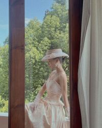 -唯一旅拍·颂当代影像艺术中心(上城店)