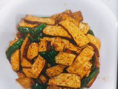 -辛香味烧鱼馆·非遗技艺·排骨红烧肉(光谷医药园店)