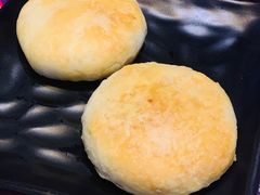 -香巴拉云南餐厅(华莱坞店)