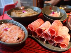 -谭鸭血老火锅(远大购物广场店)