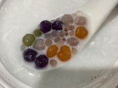 椰汁西米露加芋圆-黄师奶甜品店