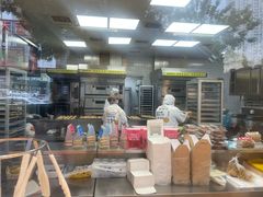 -鲍师傅糕点(大沽南路店)
