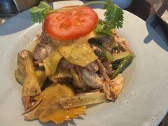 -大头虾越式风味餐厅(光明广场店)