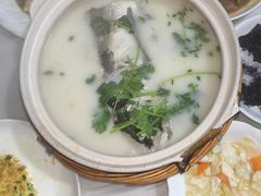 -天乐农家鱼头王(天目湖店)