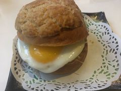 -新大咀港式茶餐厅(宝山万达店)