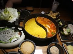 -呷哺呷哺 黄金牧场 (新中关购物中心店)