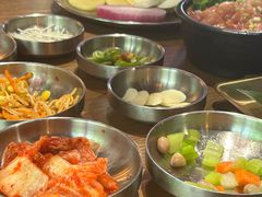 -香猪坊韩国烤肉专属门店(魏公村店)