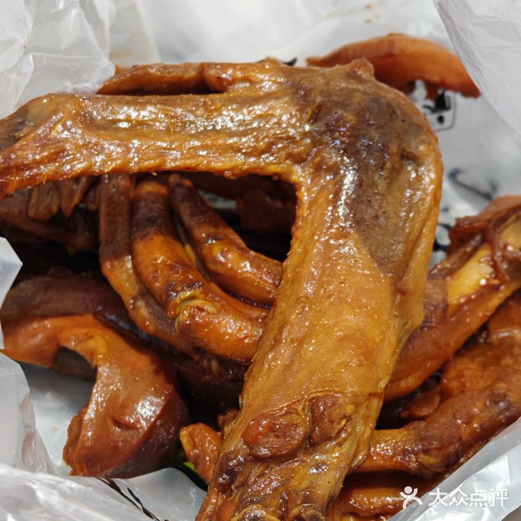 今天的心情是麻辣鸭翅