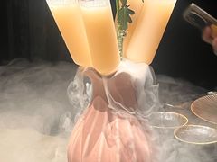 -蟹犇前•帝王蟹雪蟹(陆家嘴店)