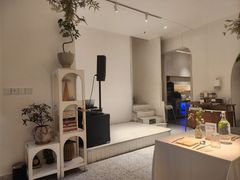 -春树下·树屋花房西餐厅(罍街AS1980店)