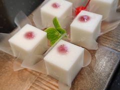 -香山湖家家宴(中山陵店)