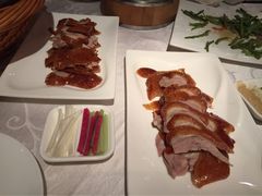 -湖庭壹品鸭王·传统北京烤鸭·别墅私房菜·庭院宵夜(江宁店)