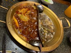 -小天鹅火锅·一线江景洪鼎旗舰店(洪崖洞店)