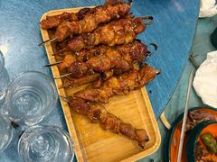 -乡村馕坑肉·烧烤·新疆菜·本地人更爱吃(阿勒泰首店)