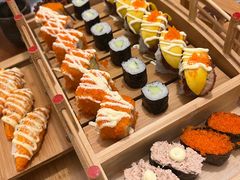 -俊屋料理·烧鸟·寿司·日泰融合菜(星际云汇店)