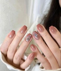-悦指间美甲美睫