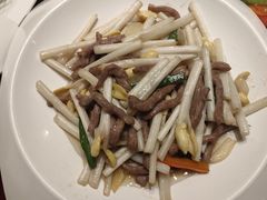 芽菜牛柳-牛头鱼庄·地道广西菜(西明店)