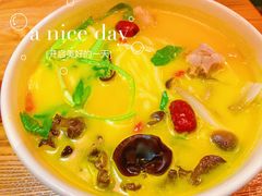 -云海肴·汽锅鸡·云南菜(天津国金汇店)