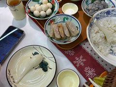 -刘姐啤酒鱼民族演艺餐厅(西街总店)