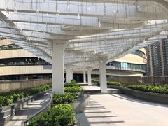 -瑞虹新天地月亮湾