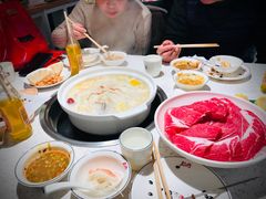 -三人行骨头王火锅(长寿店)
