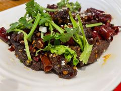 香辣冷吃牛肉-兔槽江湖菜·重庆璧山兔(水围店)