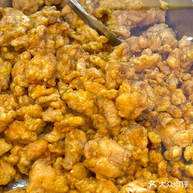 · 店名：宫啦啦蒜香炸鸡（步步高星城天地店）