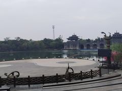 -茅山东方盐湖城景区